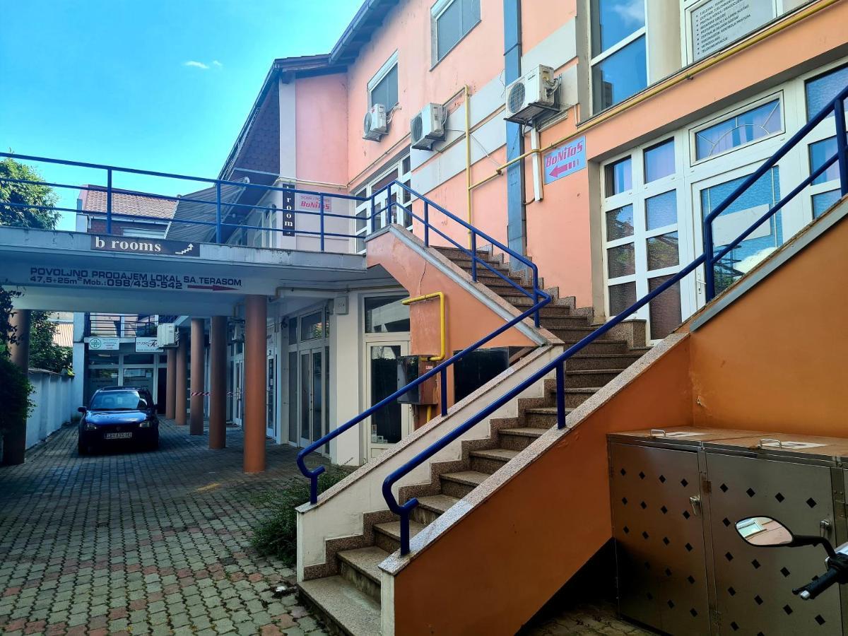 Bonitos, Sobe-Rooms Slavonski Brod Dış mekan fotoğraf