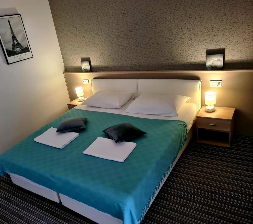 Bonitos, Sobe-Rooms Slavonski Brod Dış mekan fotoğraf