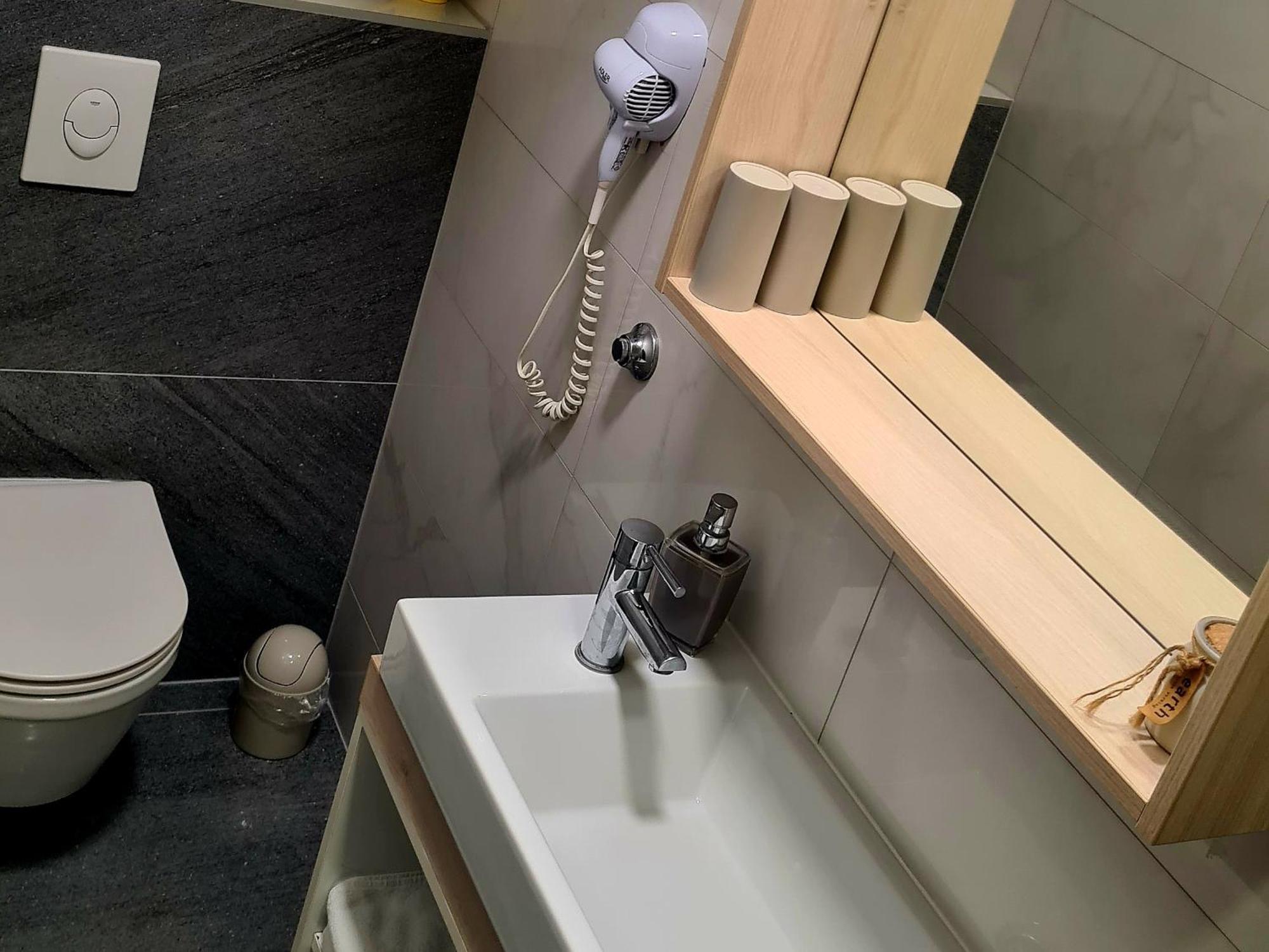 Bonitos, Sobe-Rooms Slavonski Brod Dış mekan fotoğraf